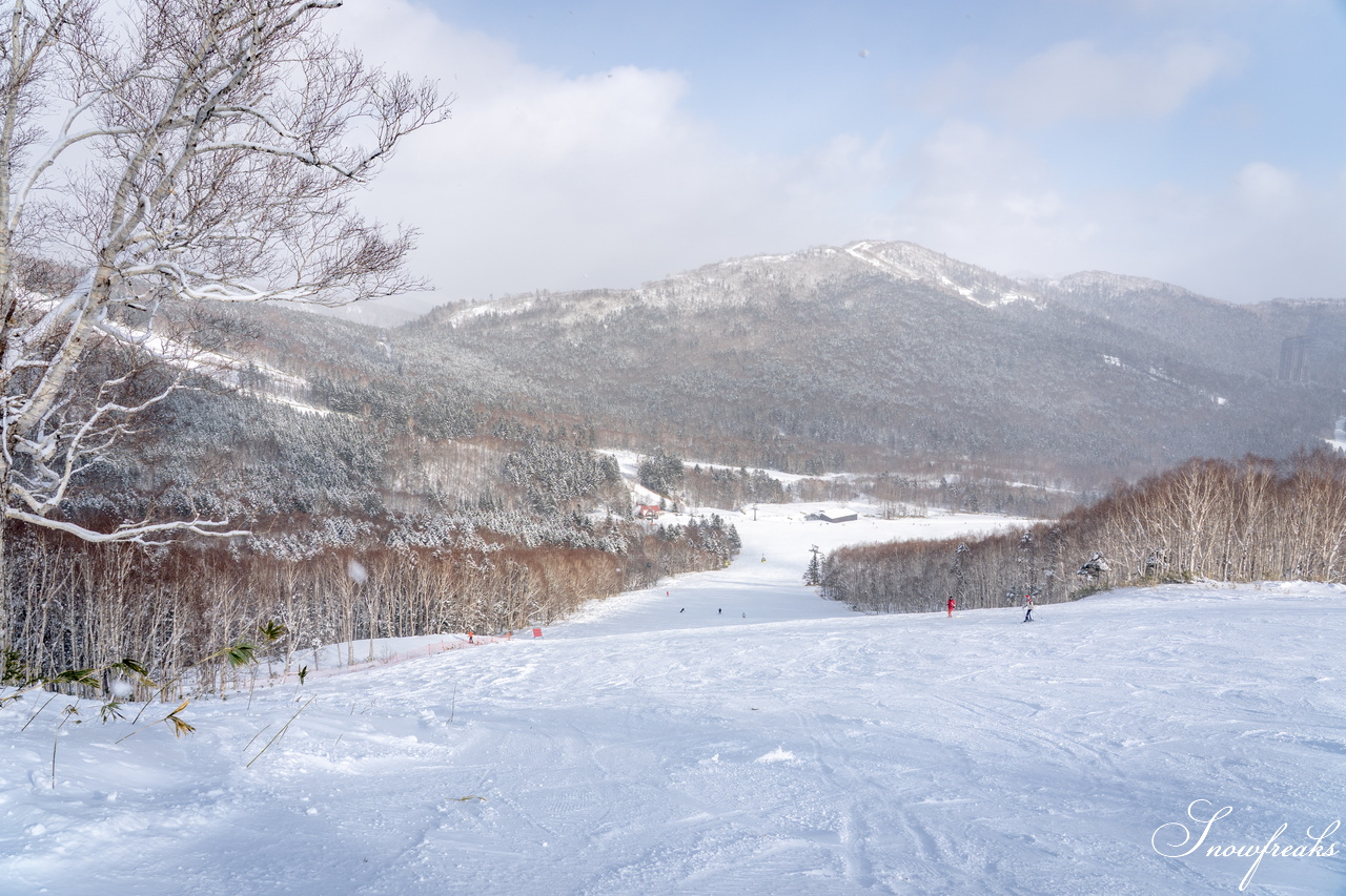 星野リゾート　トマム｜滑走後、時には夕方までまったりと。。。ちょっと贅沢な時間を過ごしてみてはいかがでしょう？新イベント『つきのdeアプレスキー』開催中！